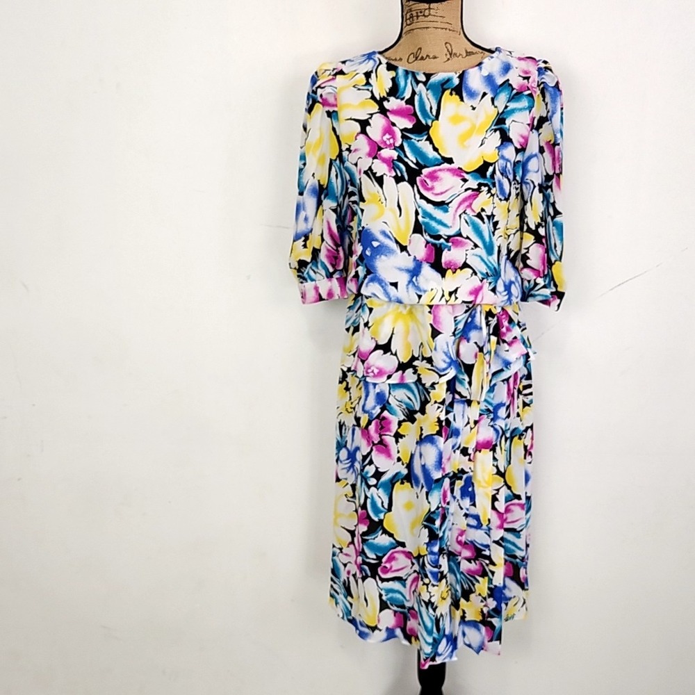J.B.‎ TOO Midi Dress Womens 10 Multi Color Floral Vintage Style Short Sleeve